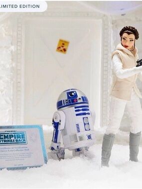 Disney Parks Star Wars The Empire Strikes Back 45th Leia R2-D2 LE Doll NEW